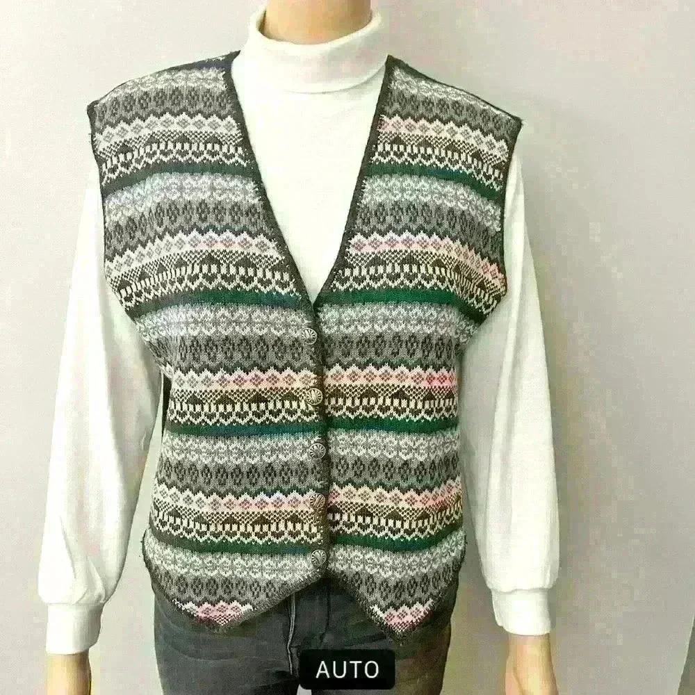 Vintage BohoOversized Green Multicolored Button V-neck  Sweater Vest - Picture 13 of 13